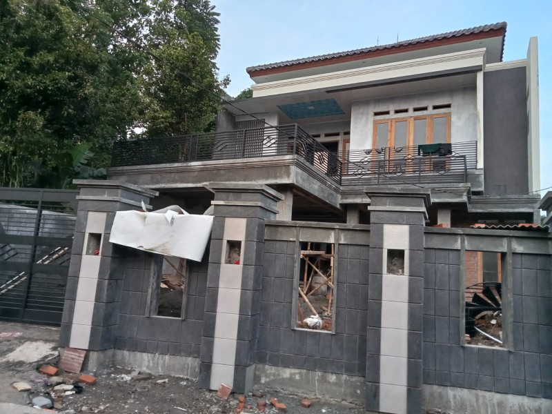 Pemborong Bangunan